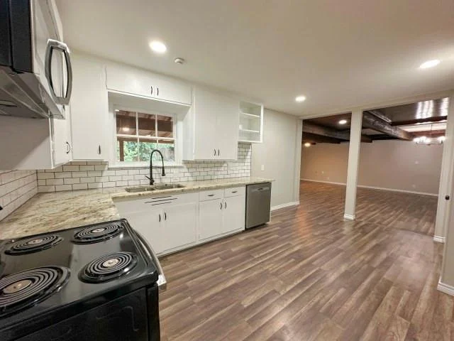 Photo of 302 W Highland Avenue