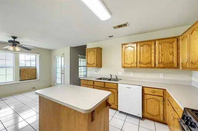 Photo of 16018 University Drive