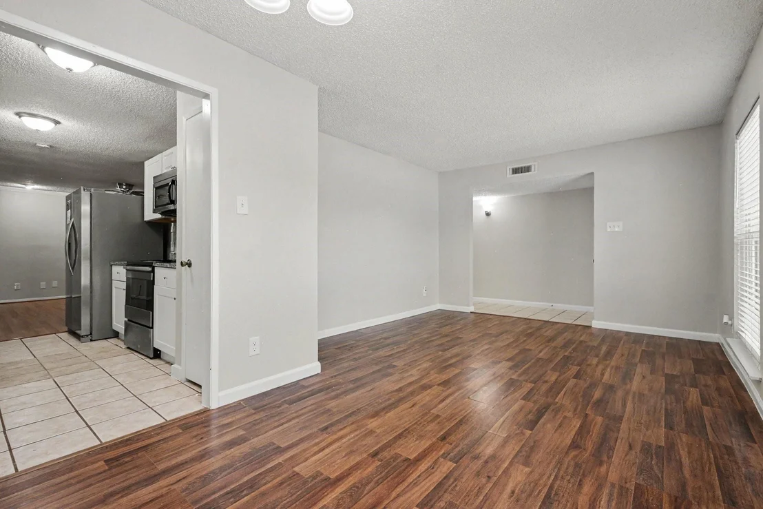 Photo of 8810 Miami Drive