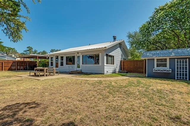 Photo of 111 Live Oak Drive