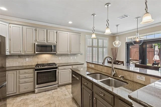 Photo of 2416 Bonham Trail