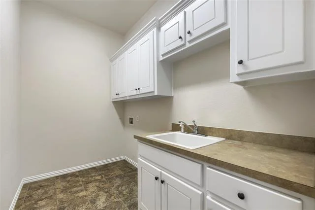 Photo of 1501 Willow Tree Drive