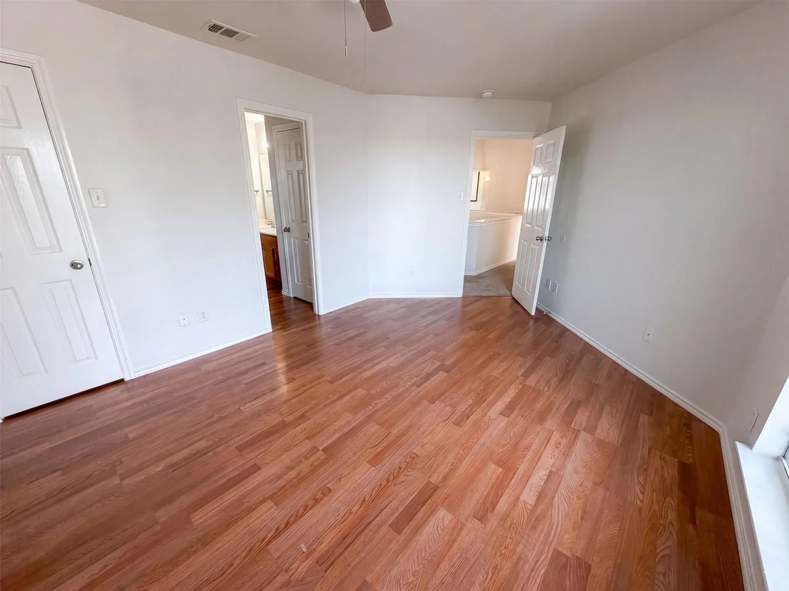 Photo of 1402 Stone Oak Court