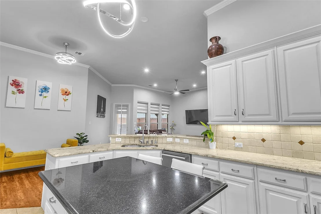 Photo of 1016 Burnet Drive