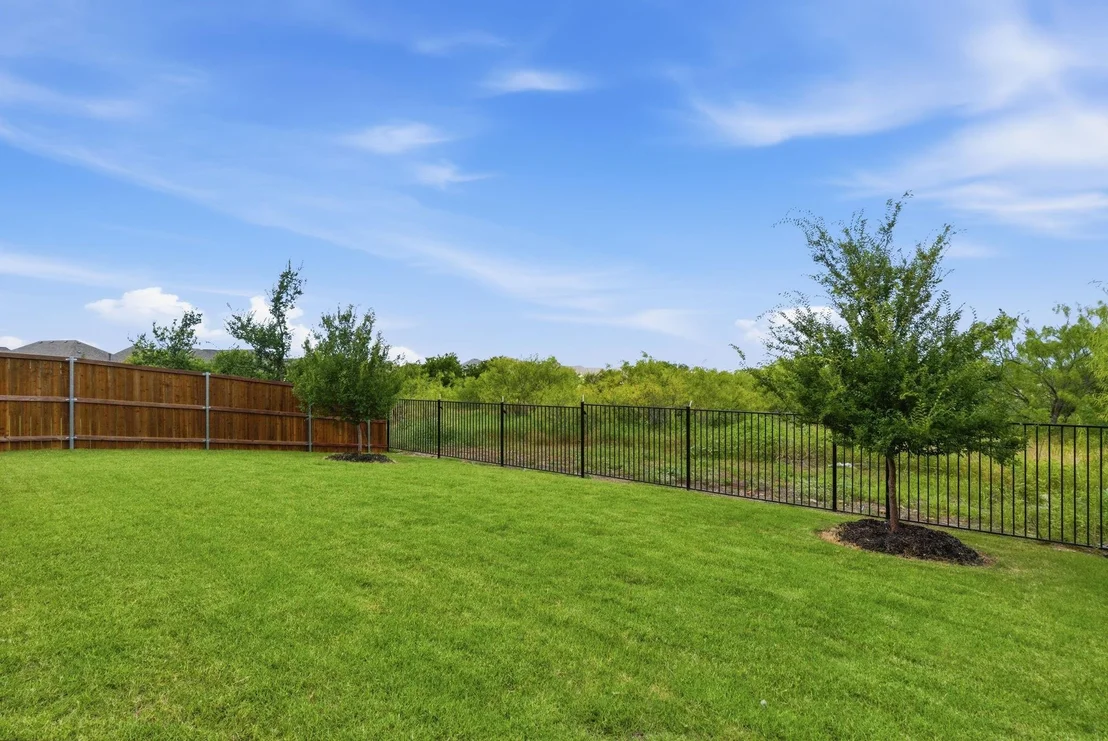 Photo of 915 Winter Cherry Lane
