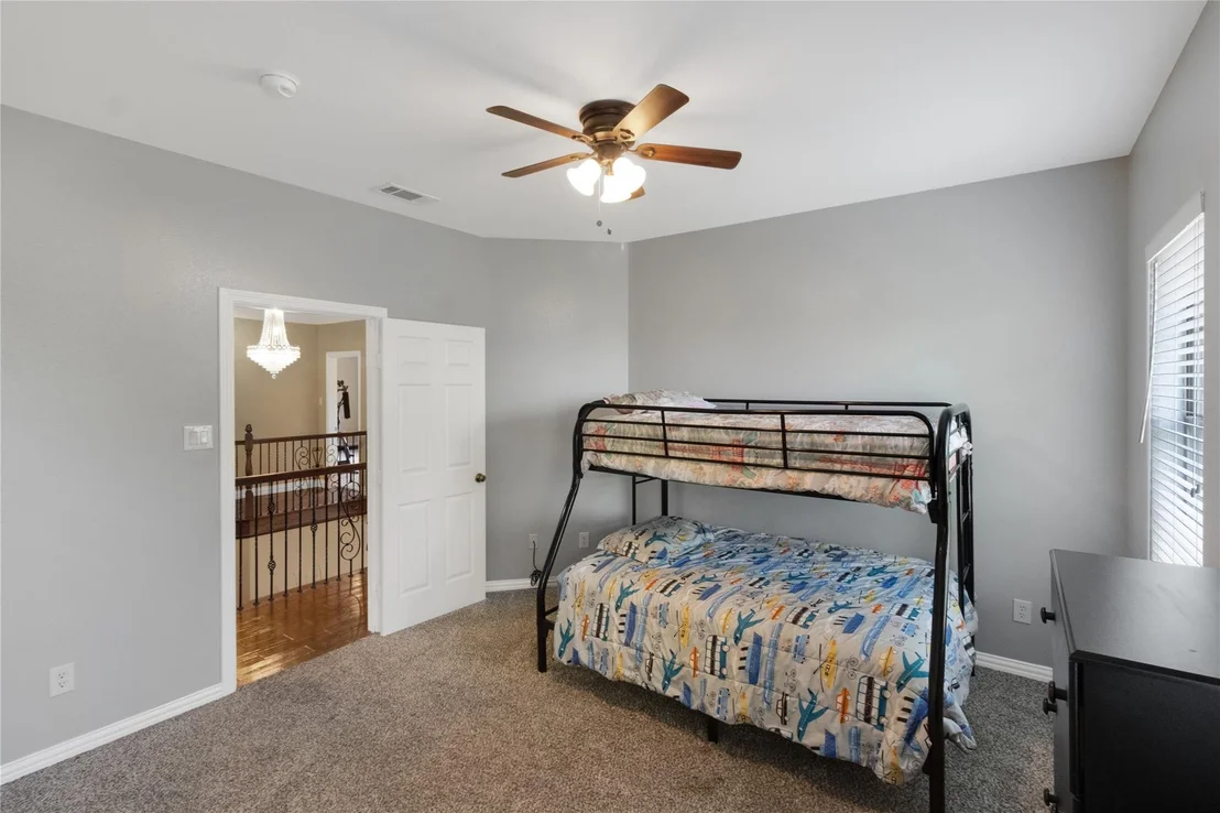 Photo of 815 Meadow Lark Lane