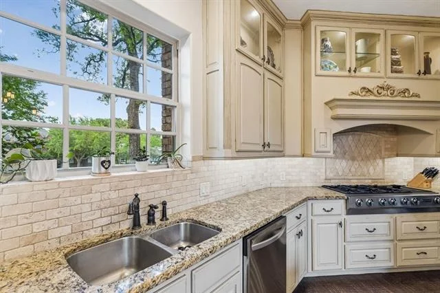 Photo of 1728 Biltmore Drive