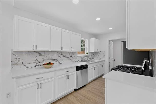 Photo of 1402 Shelmar Drive