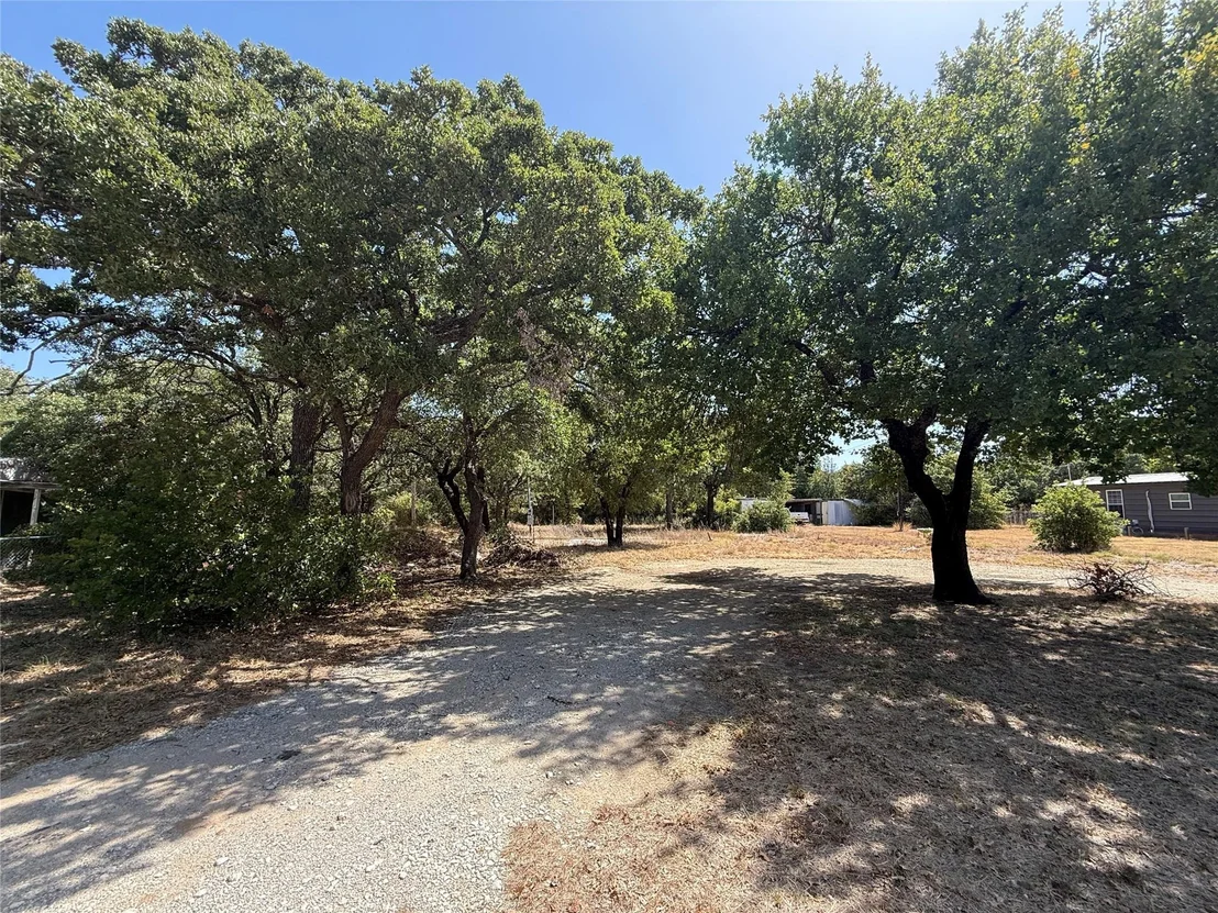 Photo of 725 Greenbriar Drive