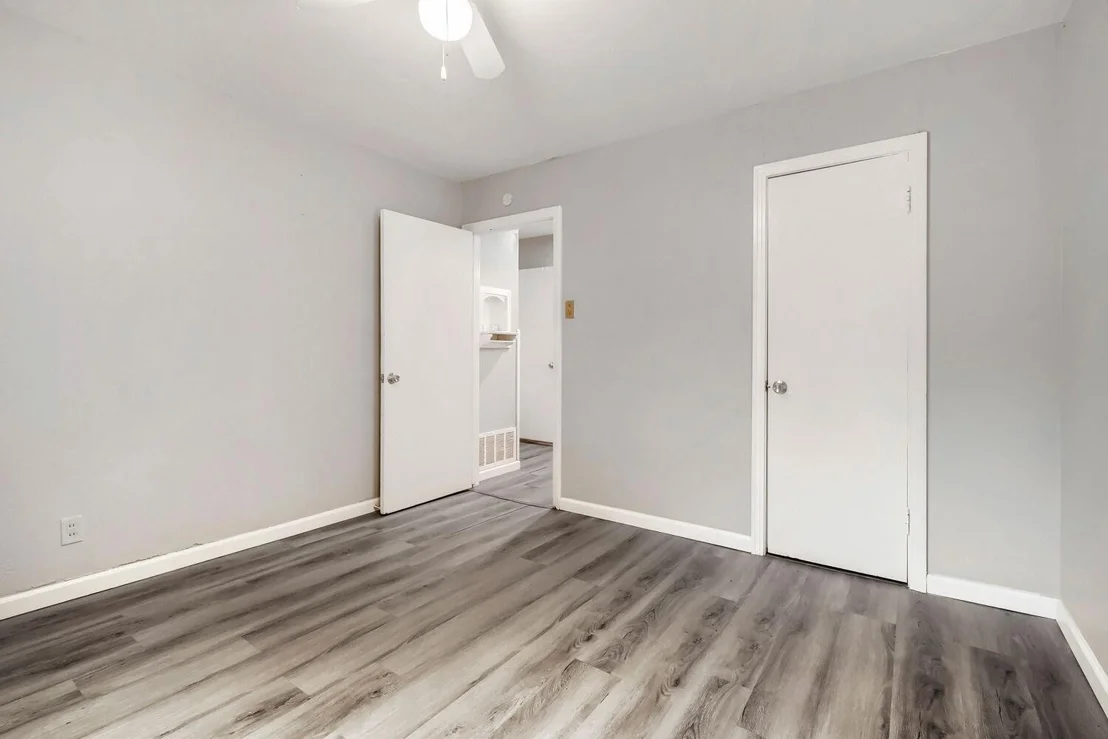 Photo of 1420 Bennett Drive