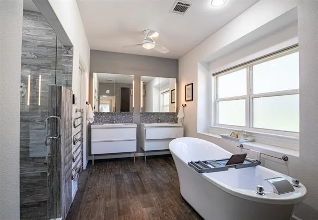 Photo of 5204 Alexander Drive