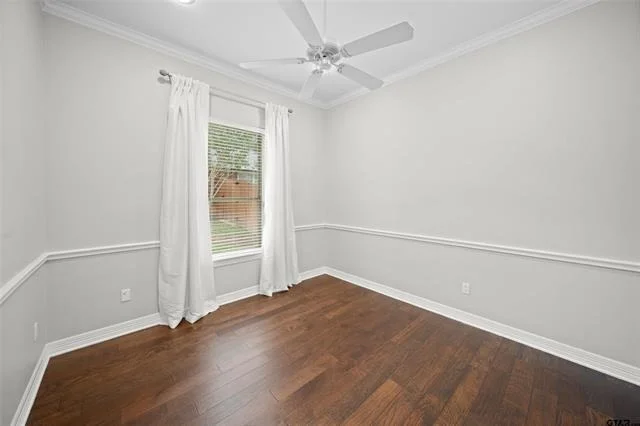 Photo of 614 Tryon Court