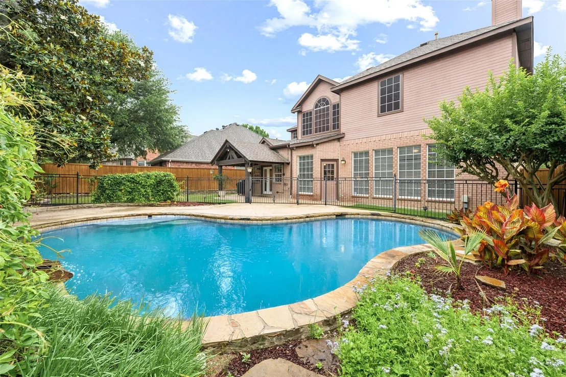 Photo of 2101 Fleming Drive