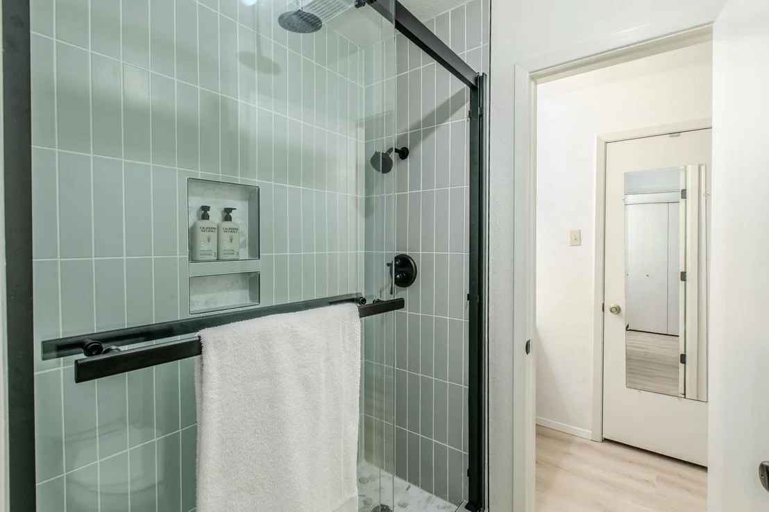 Photo of 1057 Radisson Drive