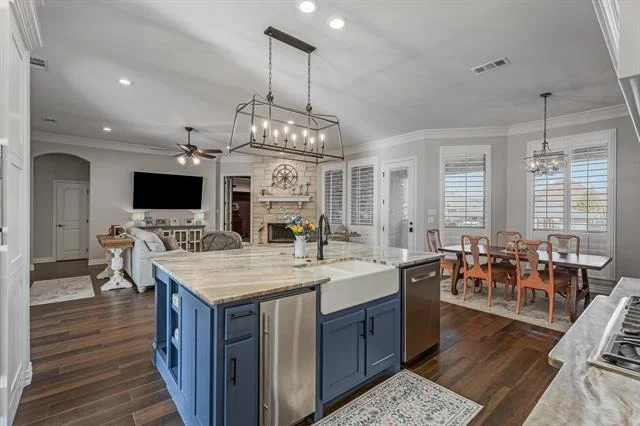 Photo of 2615 Harborside Drive
