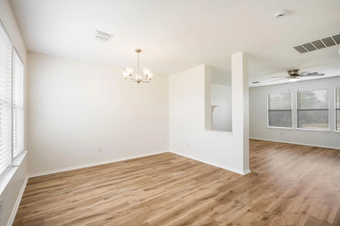 Photo of 1626 White Oak Road