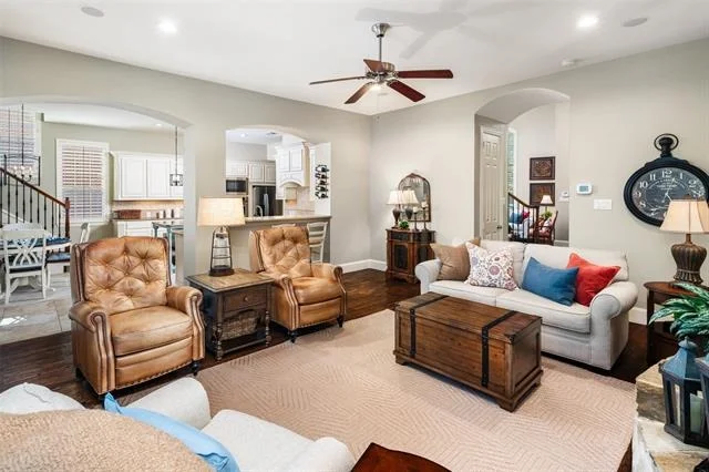 Photo of 901 Crestmoor Drive