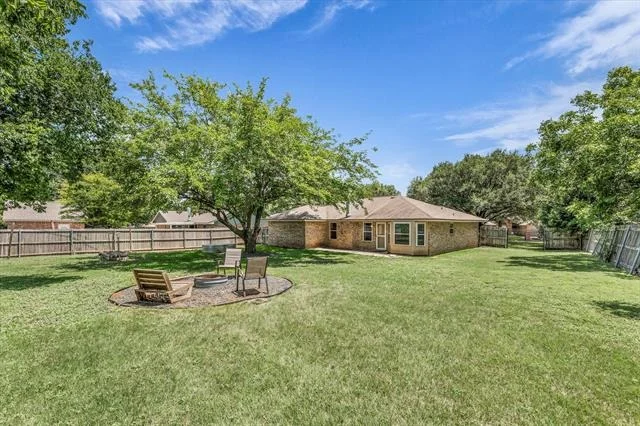 Photo of 316 E Chapman Road