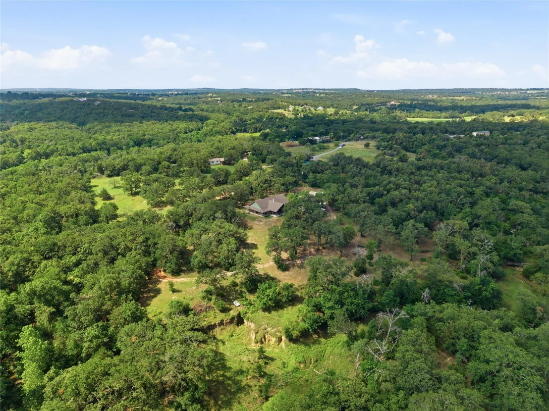 Photo of 722 Three Skillet Road
