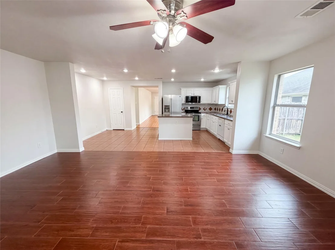 Photo of 111 Forest Park Lane