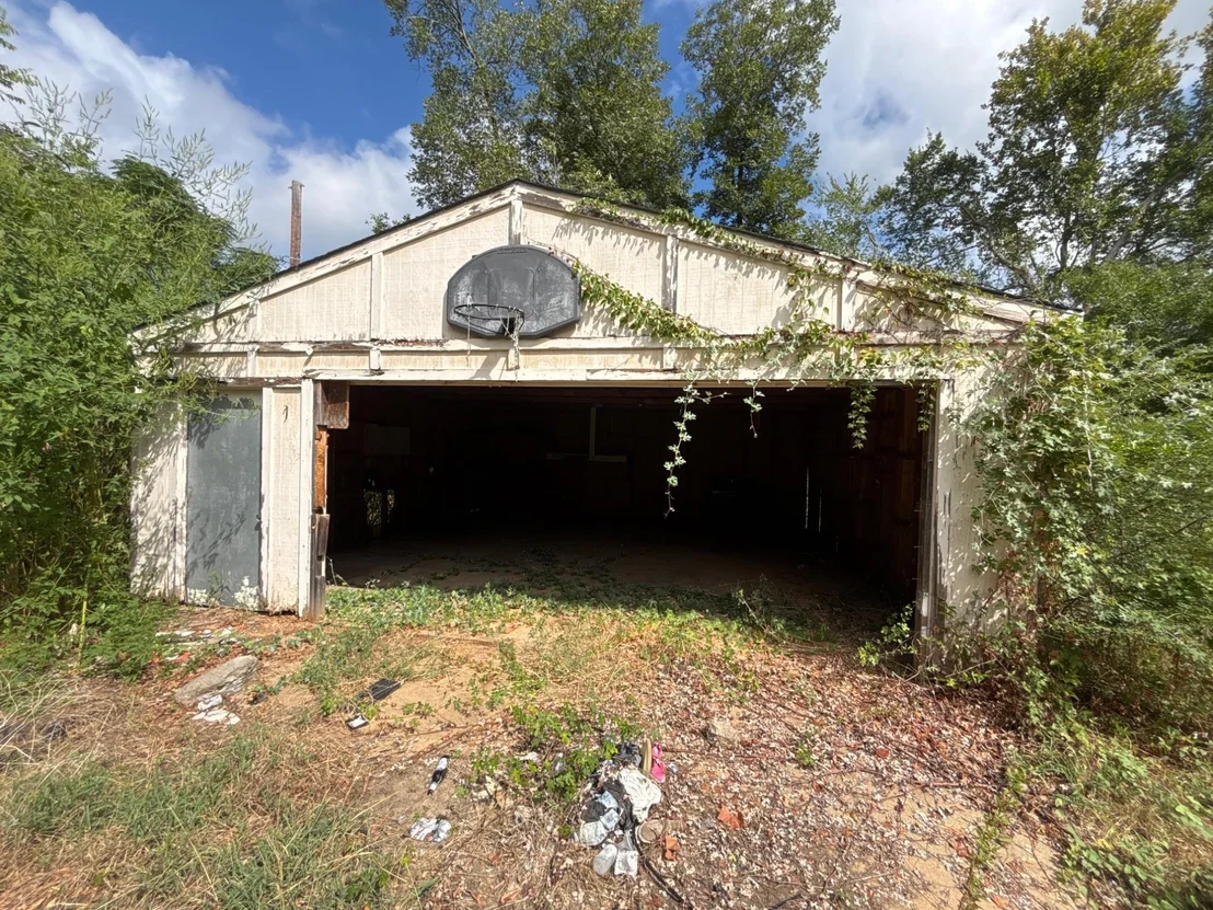 Photo of 212 Sunset Avenue