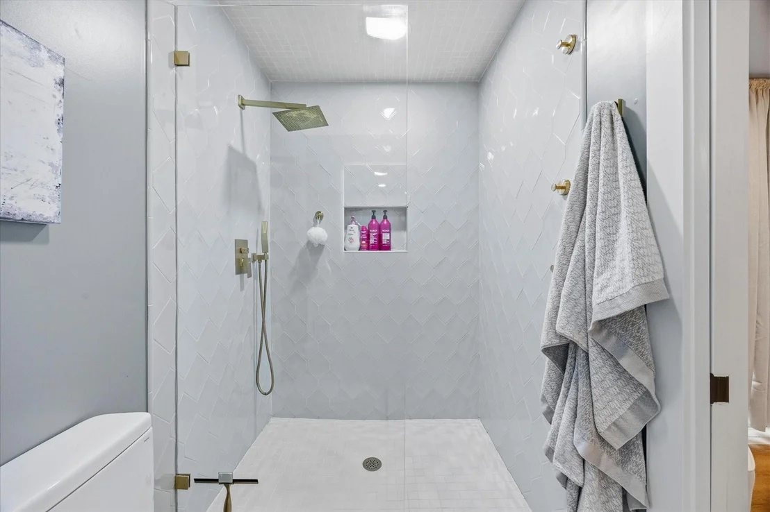 Photo of 524 Sampan Drive