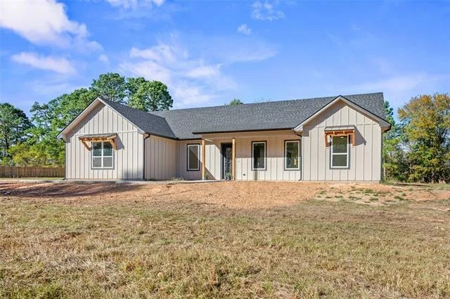 Photo of 1370 County Road 1660