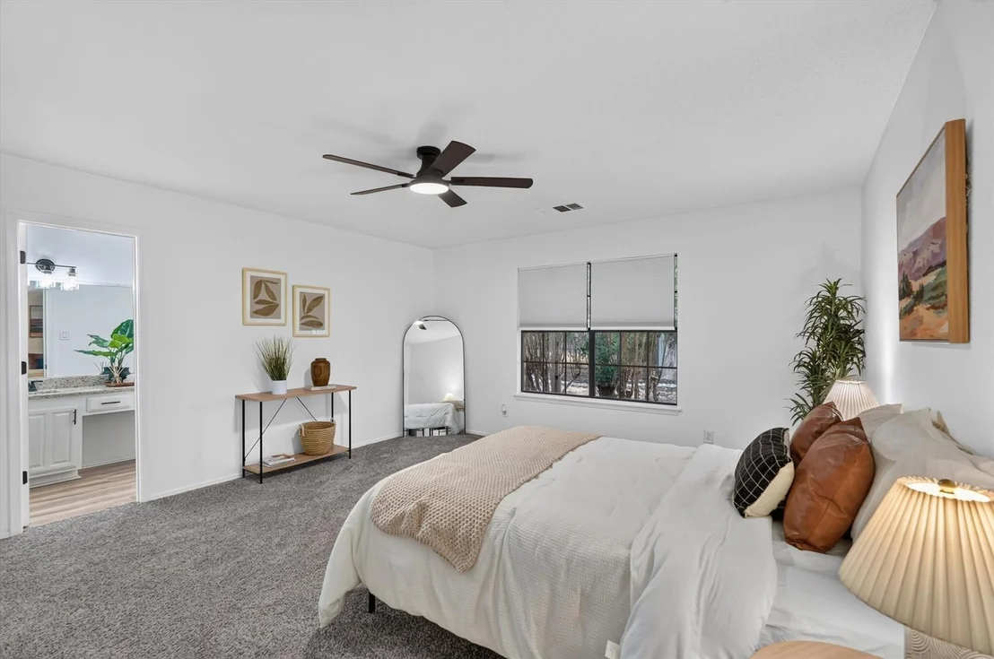 Photo of 529 Redbud Drive