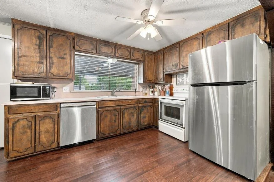 Photo of 1204 W 4th Street