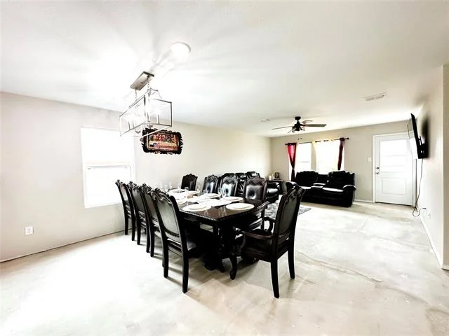Photo of 2921 Bronte Boulevard