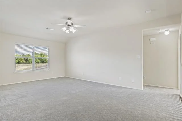 Photo of 1136 Hidden Lakes Way