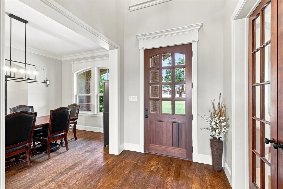 Photo of 1228 Robin Drive