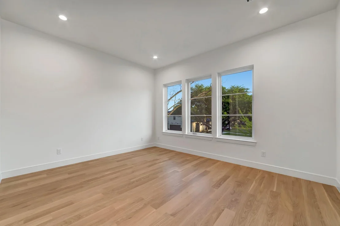 Photo of 3667 Ingleside Drive