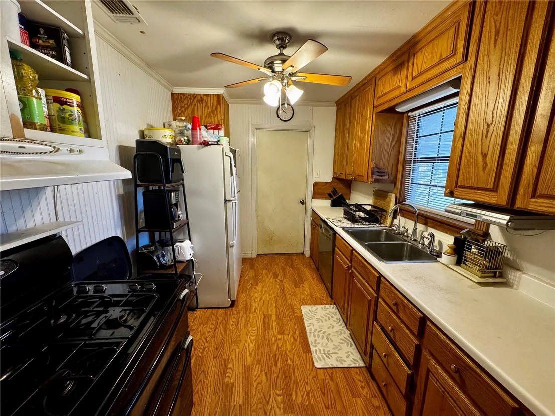 Photo of 512 Wanda Street