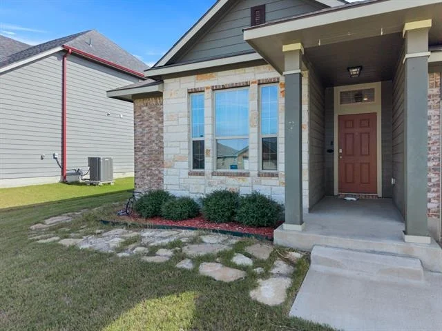 Photo of 846 Ross Road