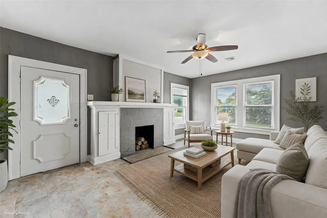 Photo of 512 Herring Avenue