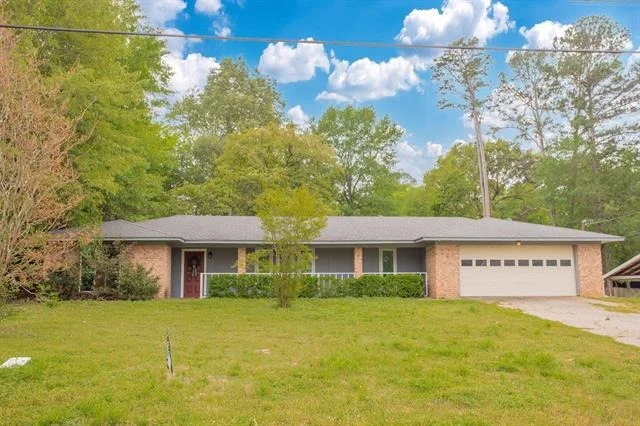 Photo of 216 Treetop Lane
