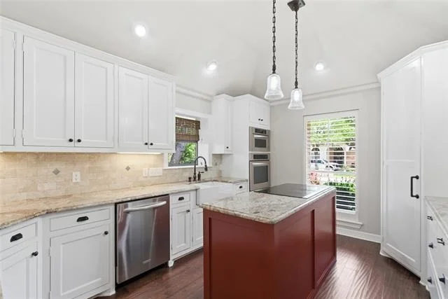Photo of 1515 Oak Forest Drive