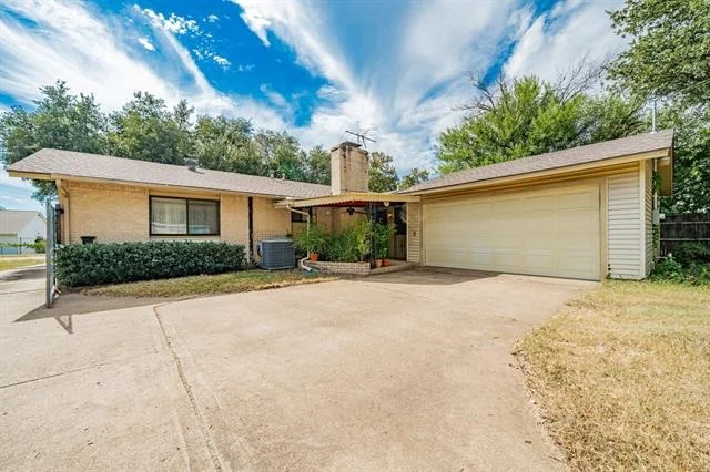 Photo of 1759 Gross Road