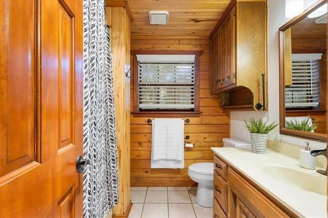 Photo of 1603 Pineview Lane