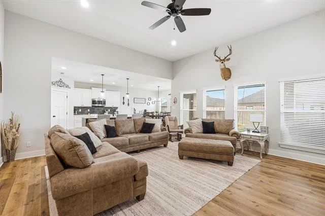 Photo of 6833 Desert Willow Trail