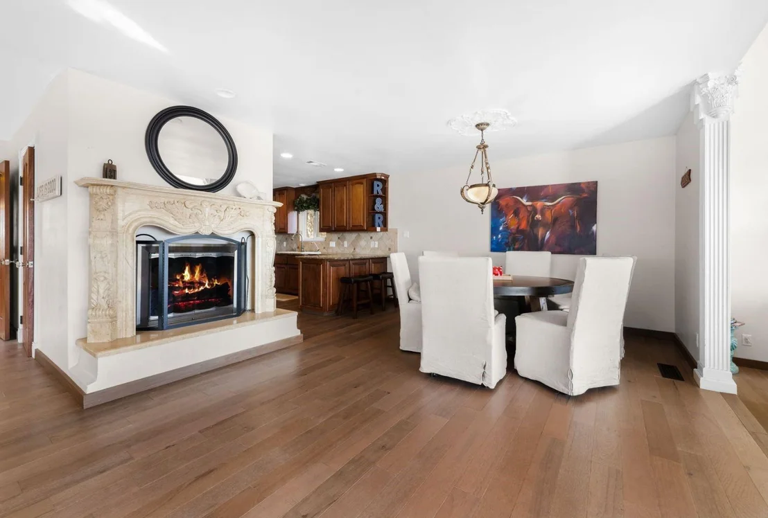 Photo of 8007 Sharon Road