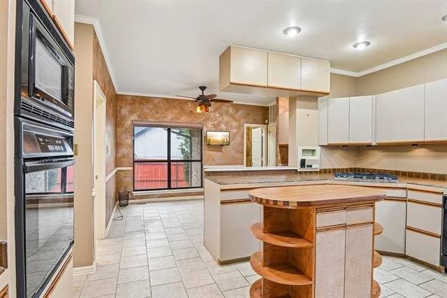 Photo of 128 Sceptre Drive