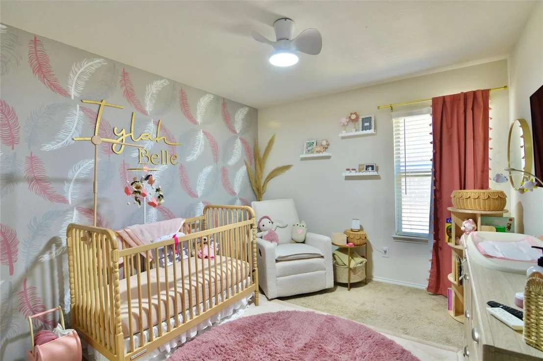 Photo of 465 Pollyann Trail