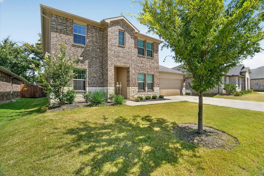 Photo of 1425 Bennett Drive
