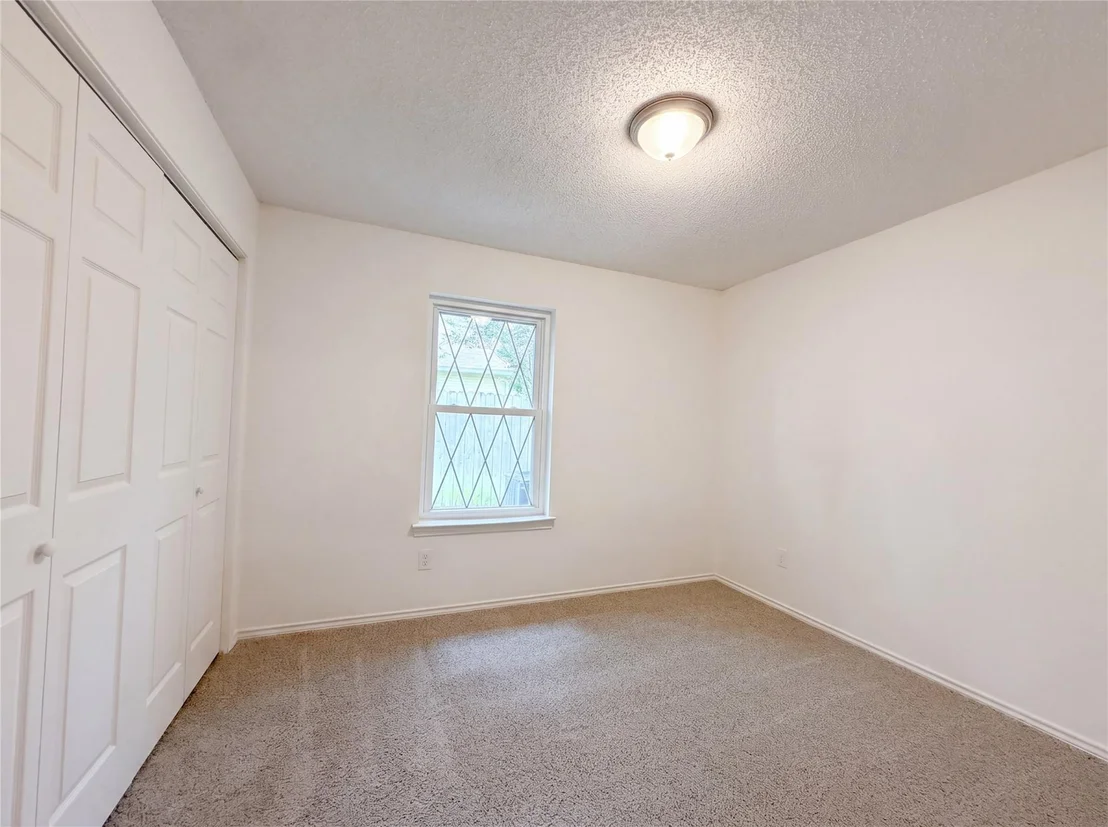 Photo of 3628 Riverhead Drive