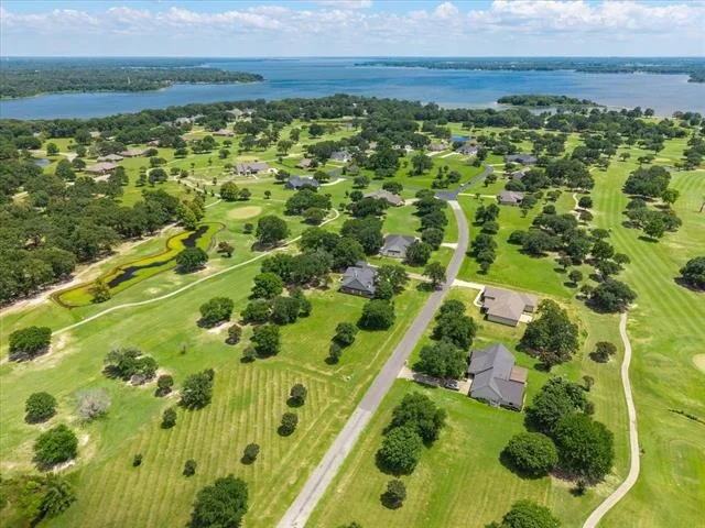 Photo of Lot 33 PR 5940