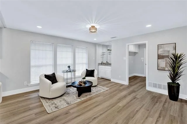 Photo of 1306 British Boulevard