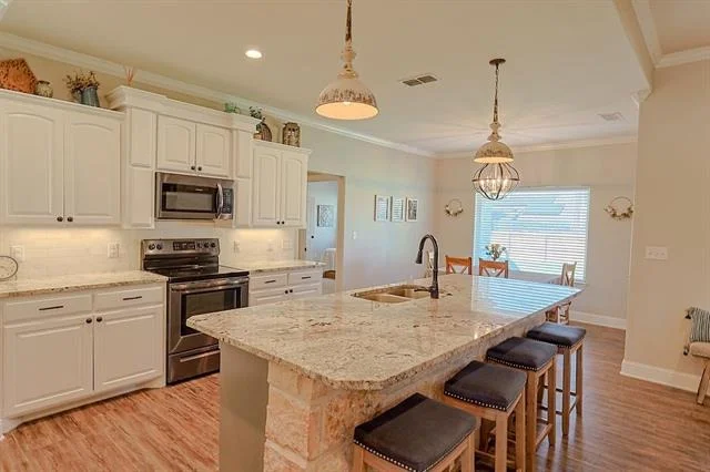 Photo of 6618 Summerwood Trail