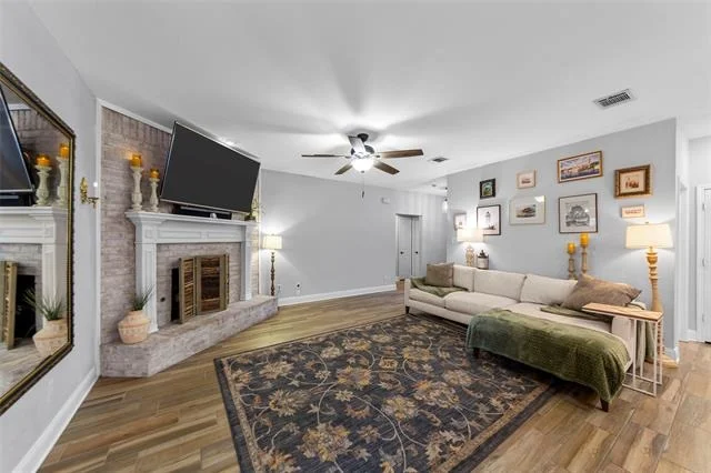 Photo of 1078 Shepard Lane